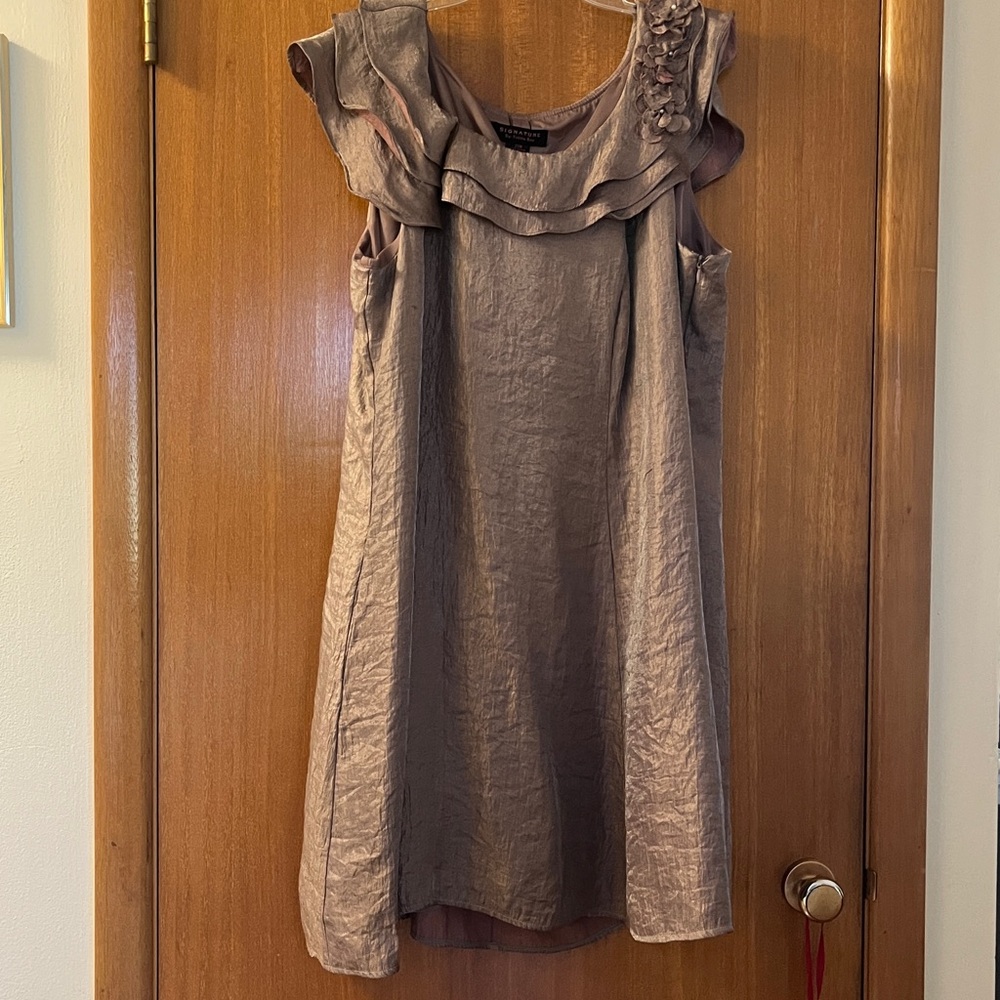 Robbie Bee Brown Layered Neck with floral accent: Midi Dress - Picture 2 of 8